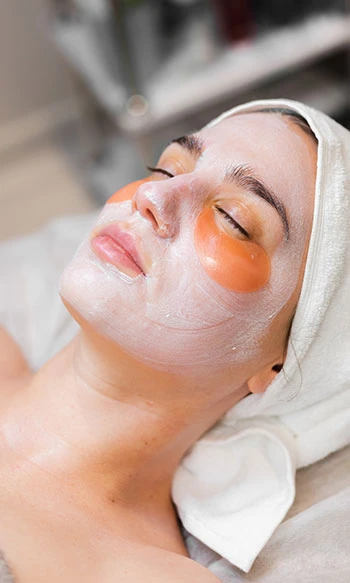 Waxing / Facials